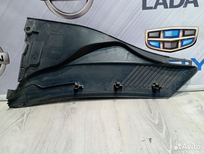 Жабо Renault symbol Прав