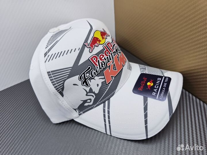 Бейсболка мужская Puma Red Bull KTM белая