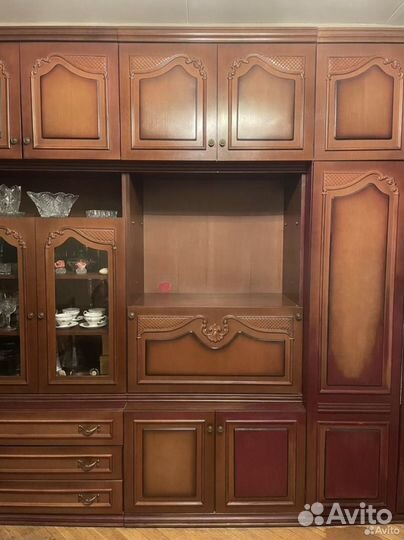 Стенка в гостиную