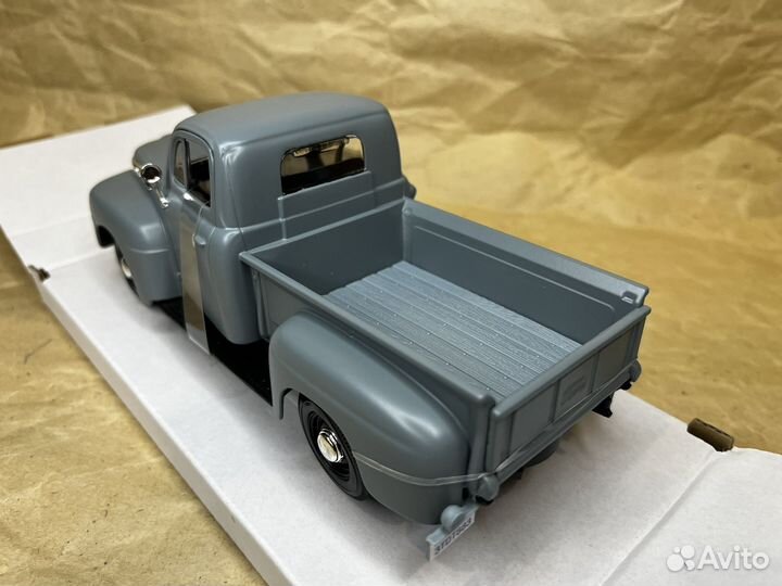 Ford F1 Pickup 1948 1/24 Maisto