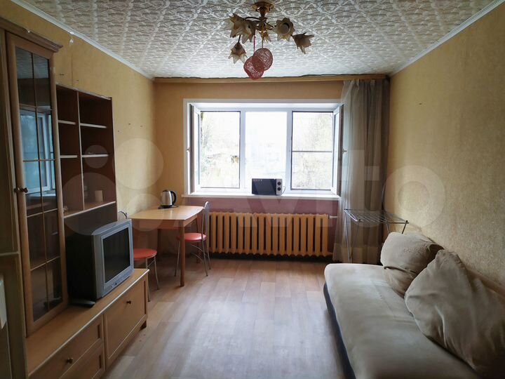 Комната 17 м² в 6-к., 2/5 эт.