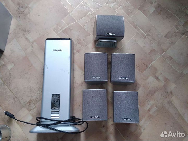 Акустическая система для дом.кинотеатра