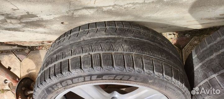 Bontyre Stalker A/T 8/8 R18