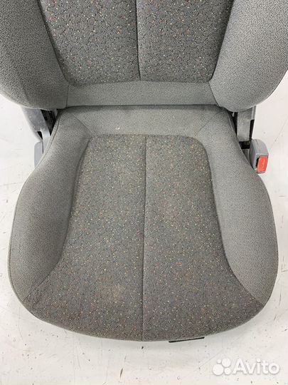 Hyundai accent сиденье пассажирское правое