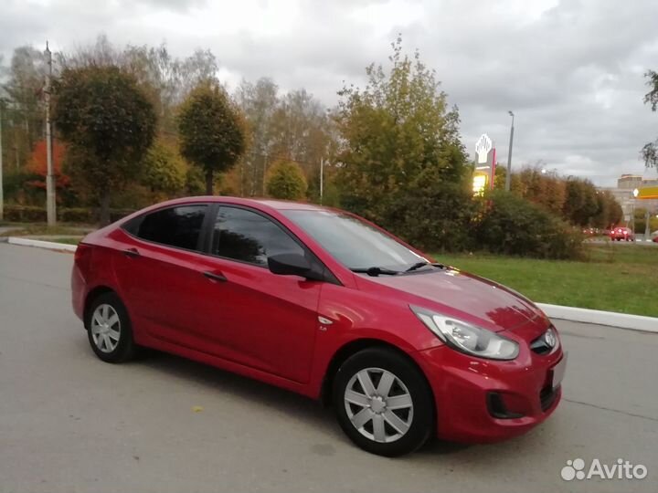 Hyundai Solaris 1.6 AT, 2013, 137 000 км
