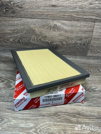 Фильтр воздушный Toyota, 17801-38011