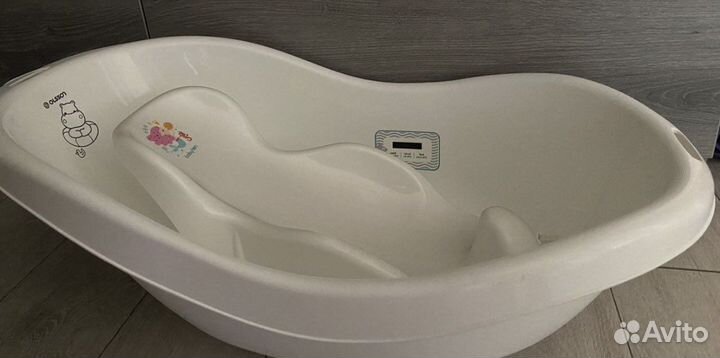 Ванночка для купания с горкой