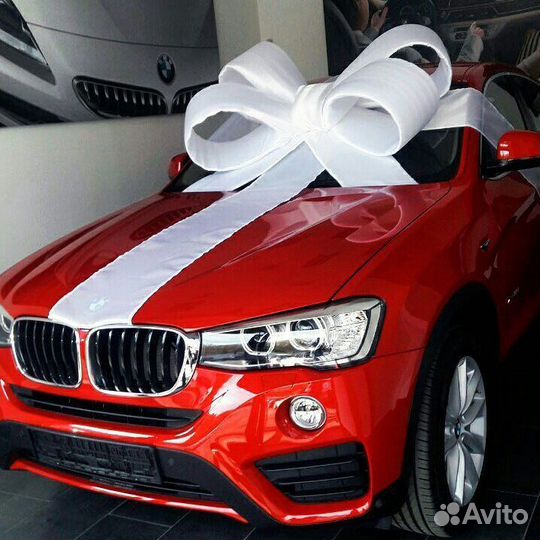 Большой подарочный атласный бант на лобовое стекло