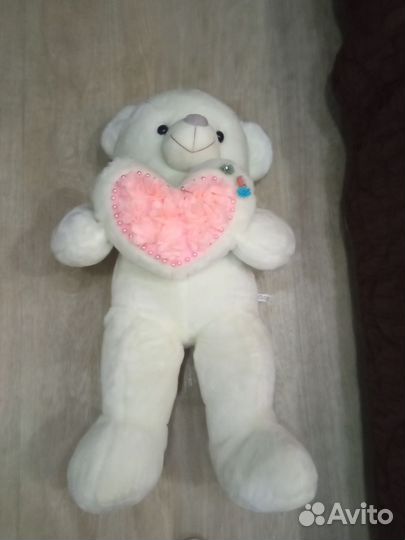 Плюшевый медведь