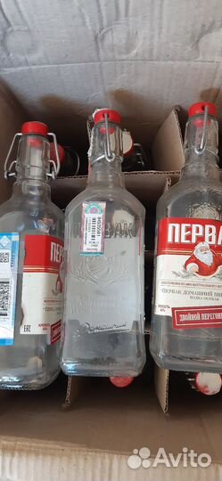 Бутылки с бугельной пробкой