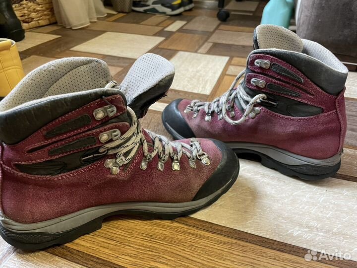 Ботинки треккинговые женские Asolo