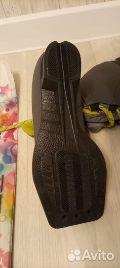 Лыжные ботинки