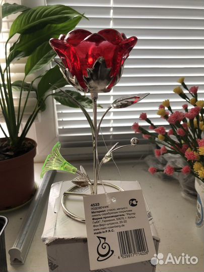 Подсвечник красный цветок посеребренный