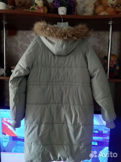 Пуховик женский 42 44