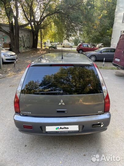 Mitsubishi Lancer 1.6 МТ, 2005, 300 000 км