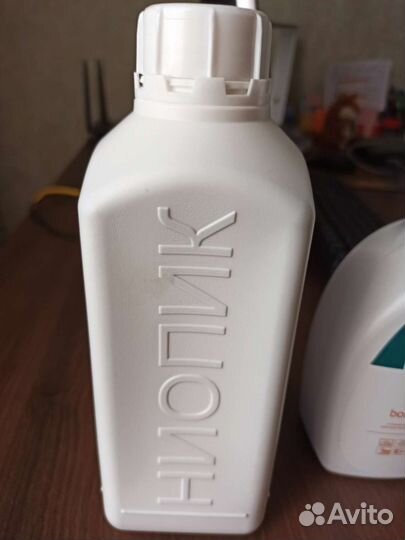 Дезинфицирующее средство Bonsolar и Макси-дез