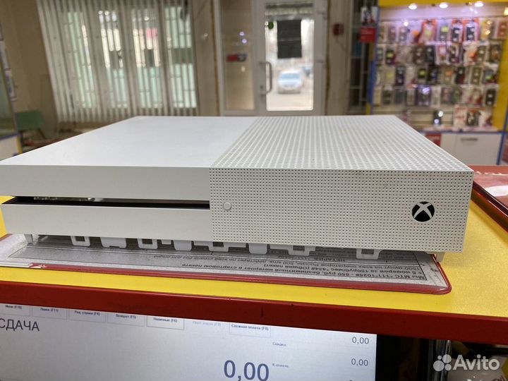 Xbox One S