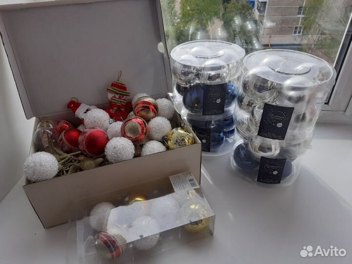 Новогодние игрушки