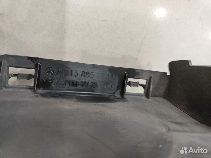 Направляющая воздуха переднего бампера W213