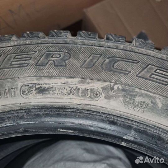 Dunlop SP Winter Ice 01 215/50 R17 95T