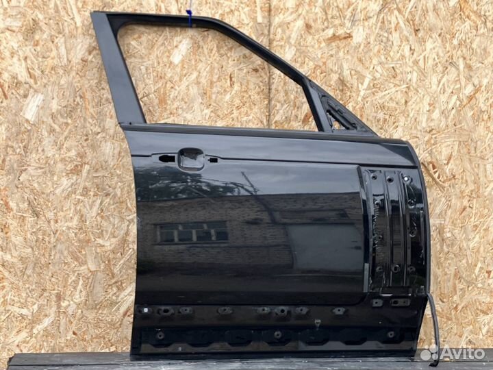 Дверь передняя правая Land Rover Range Rover