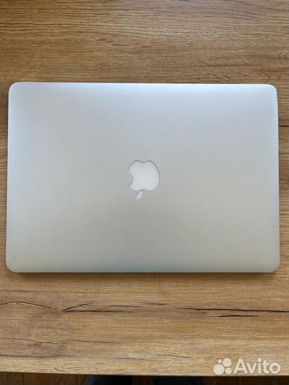 MacBook Air 13 (2017), 128 гб, Core i5, 1.8 ггц