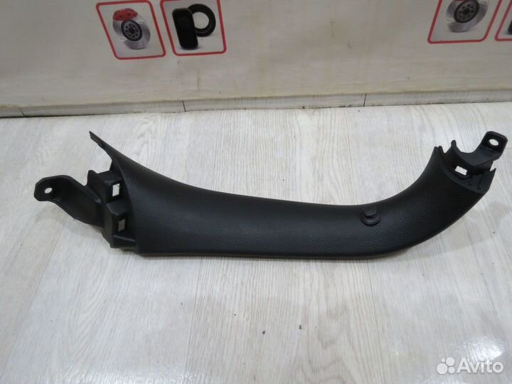 Обшивка крышки багажника левая Hyundai i30 2