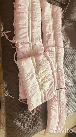 Бортики на детскую кроватку