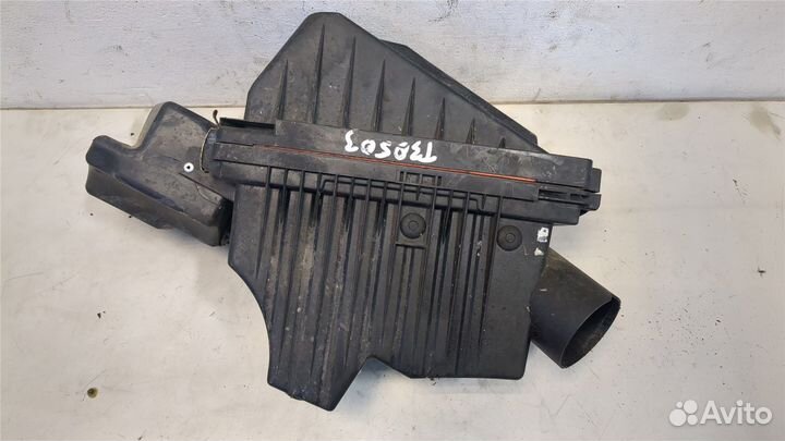 Корпус воздушного фильтра Nissan Almera N16, 2002