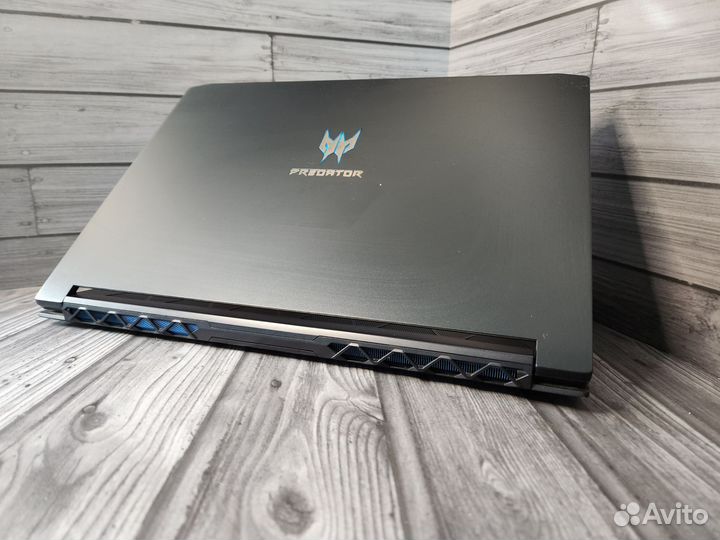Acer Predator Triton 500 PT515-51 (I7 / RTX 2070)