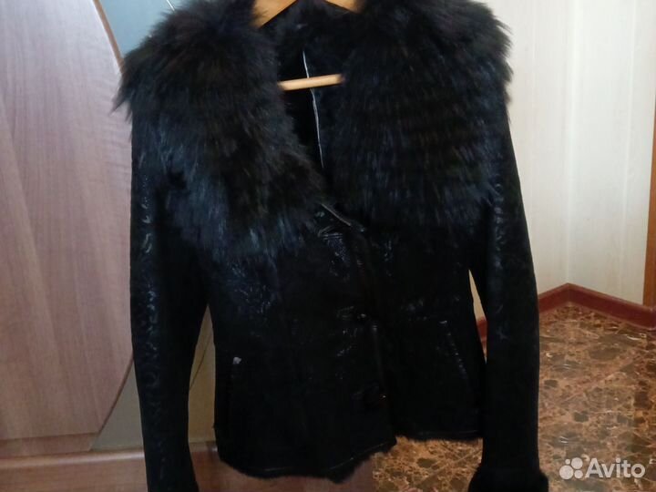 Женская кожаная дубленка 46размер
