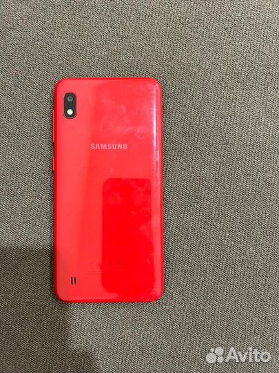 Samsung Galaxy A10, 2/32 ГБ