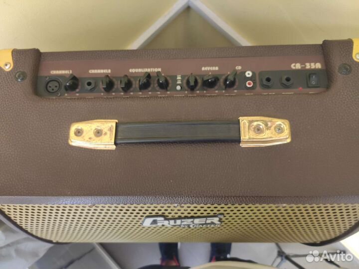 Гитарный комбоусилитель Cruzer 35a