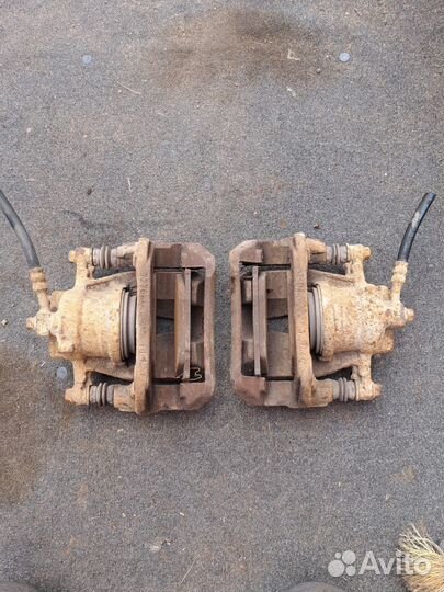 Суппорт тормозной передний Opel Corsa C