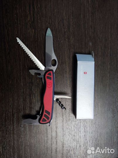Victorinox Forester One Hand (0.8361.MC)