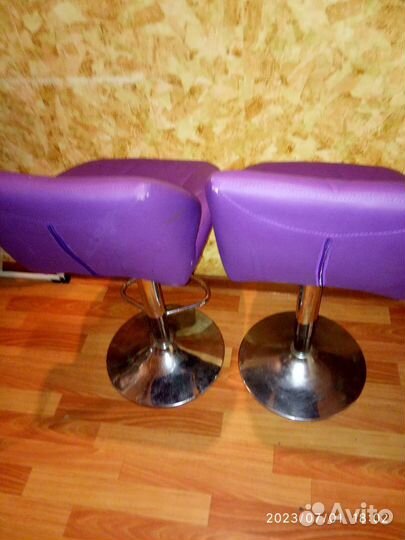 Барные стулья