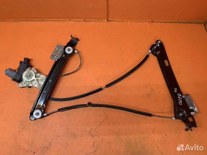 Стеклоподъемник двери правый Chevrolet Camaro 5