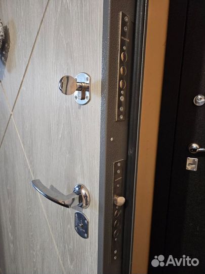 Установка, вскрытие, замена замков