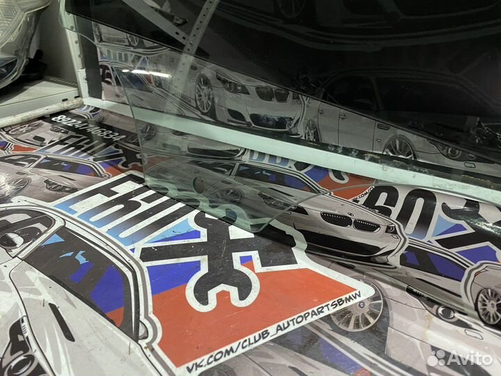 Стекло заднее правое BMW F10