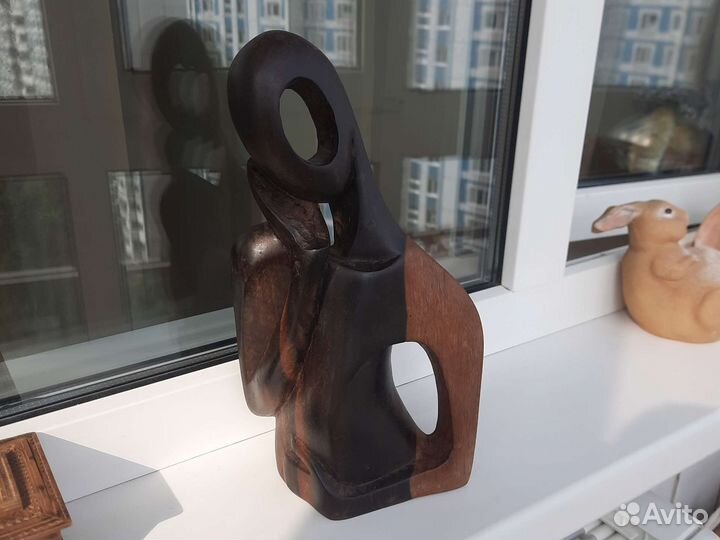 Африканские статуэтки, маски из дерева