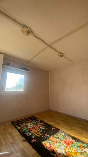 Вагончик бытовка бу на колесах