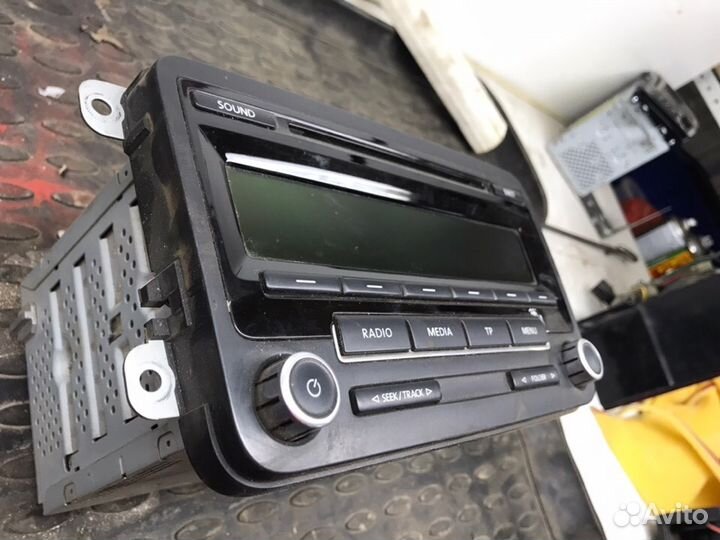 Магнитола Volkswagen Amarok 2014 г.в