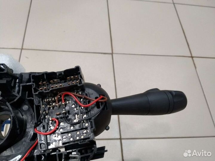 Подрулевой переключатель Renault sandero stepway 2