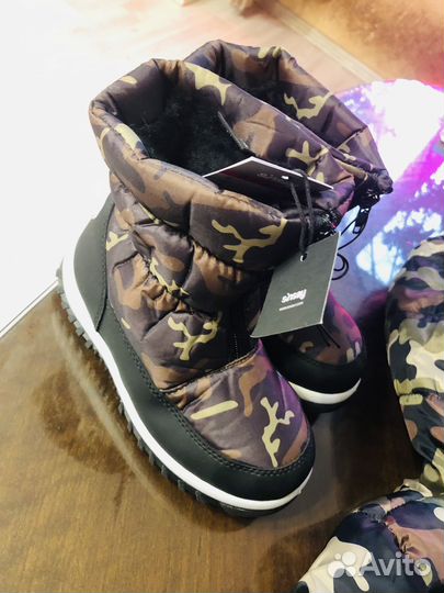 Куртка 122 и сапоги 31