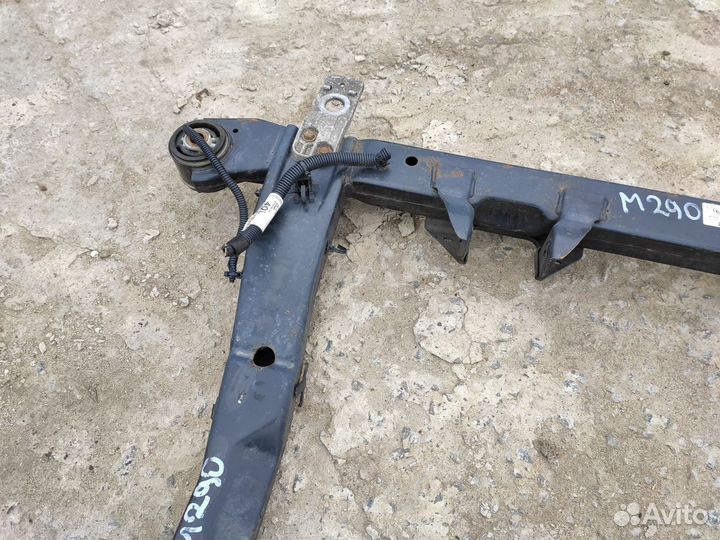 Подрамник передний на Опель Astra J Cruze