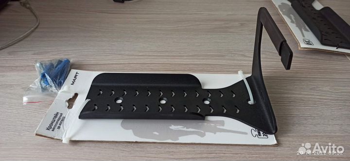 Крепление велосипеда на стену за колесо