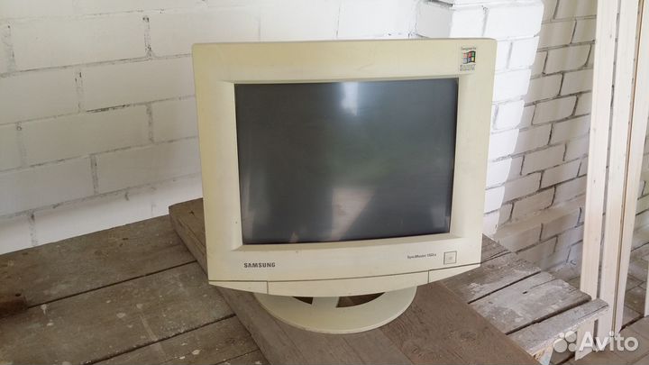 Монитор Самсунг 15 Gle