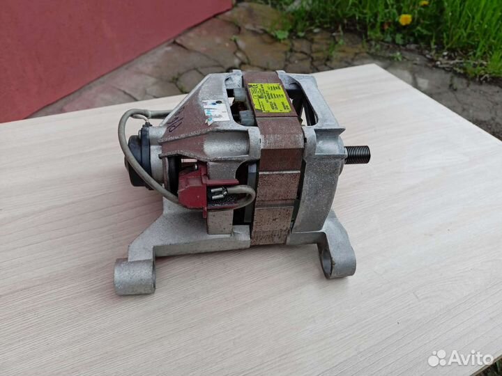 Мотор Indesit Ariston