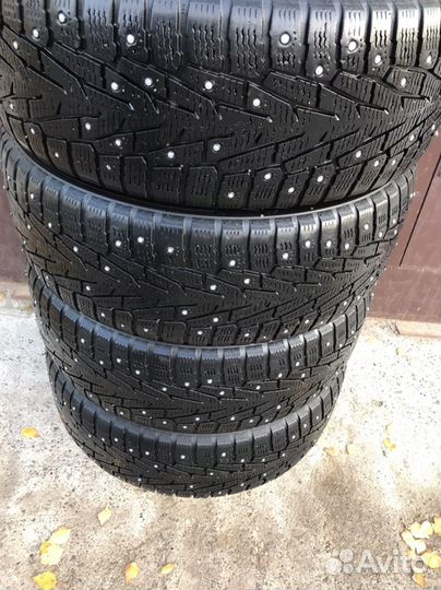 Nokian Tyres Hakkapeliitta 7 SUV 235/60 R17