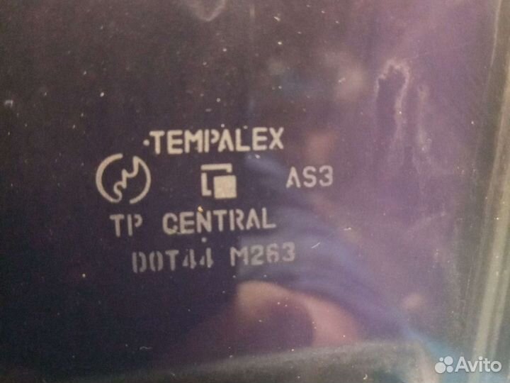 Стекло заднее левое Infiniti FX 35